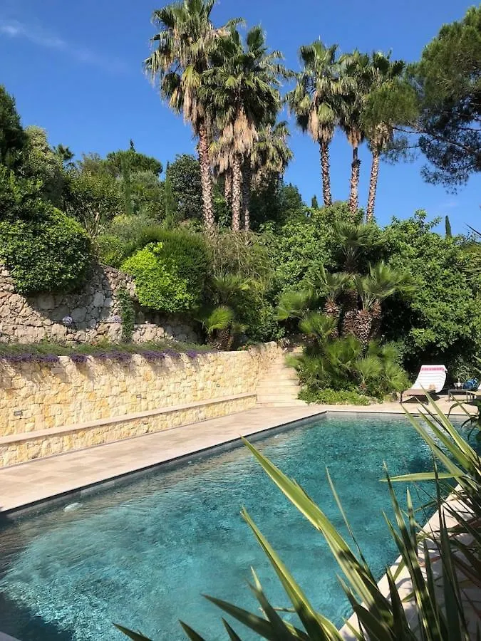 L'Atelier Villa Vence 0*,